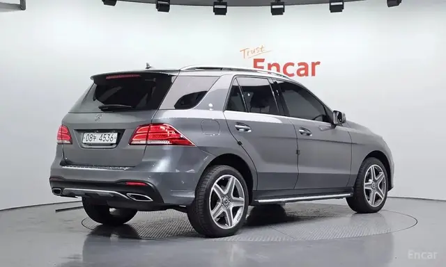 MERCEDES-BENZ GLE ПОДОГРЕВ ВЕНТИЛЯЦИЯ И ПАМЯТЬ ПЕРЕДНИХ СИДЕНИЙ 2017