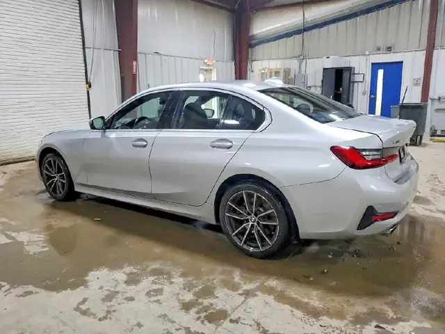 BMW 330XI 2019