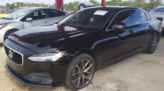 VOLVO S90 T5 MOMENTUM 2019