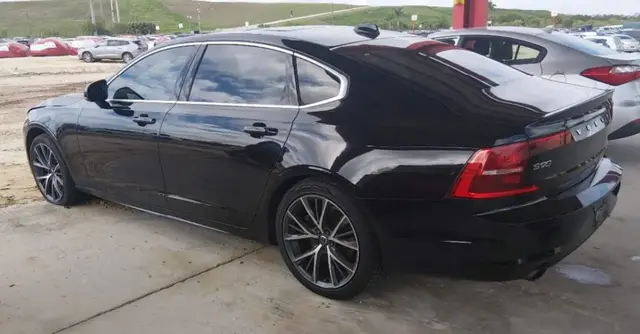 VOLVO S90 T5 MOMENTUM 2019