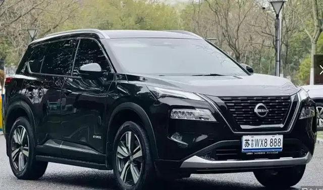 NISSAN X-TRAIL E-POWER 2023