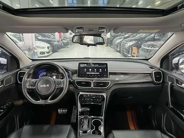 KIA SPORTAGE LUXURY 2022