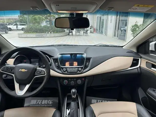 CHEVROLET CRUZE 2022