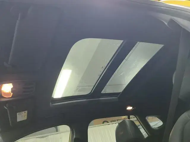 GEELY STARMAX RS 1 2022