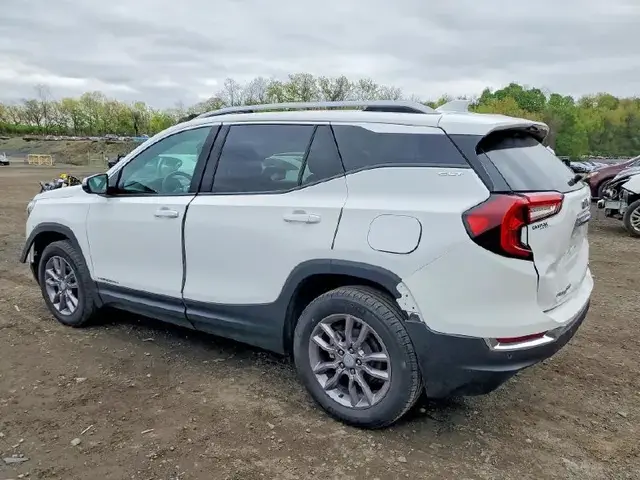 GMC TERRAIN SLT 2023