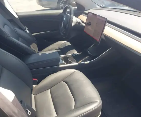 TESLA MODEL 3 LONG RANGE/PERFORMANCE 2019