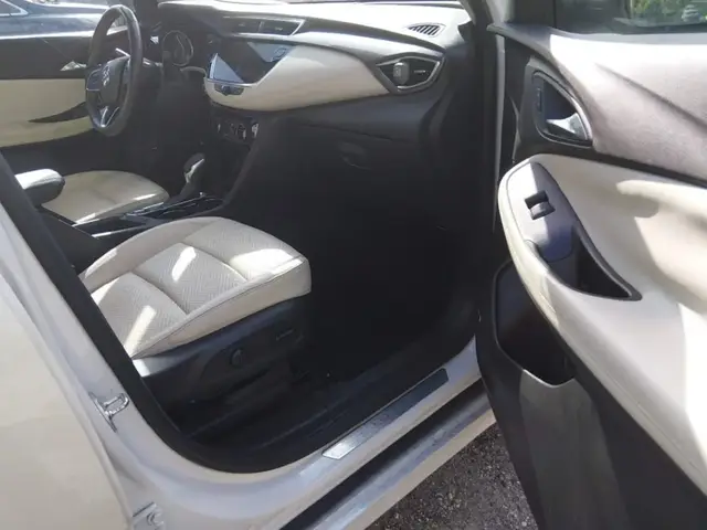 BUICK ENCORE GX ESSENCE 2022