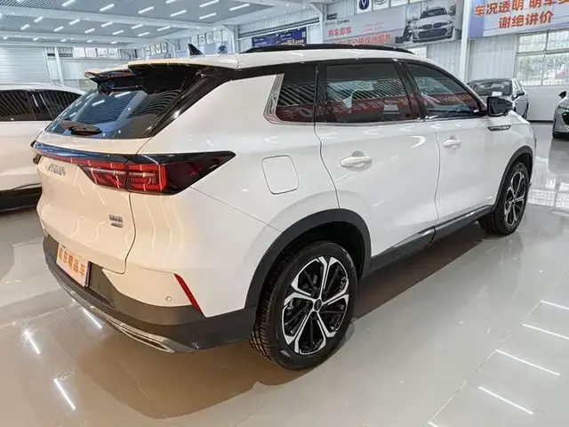 DONGFENG AEOLUS HUGE 2022