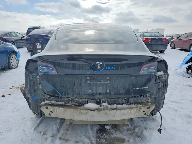 TESLA MODEL 3 LONG 2019