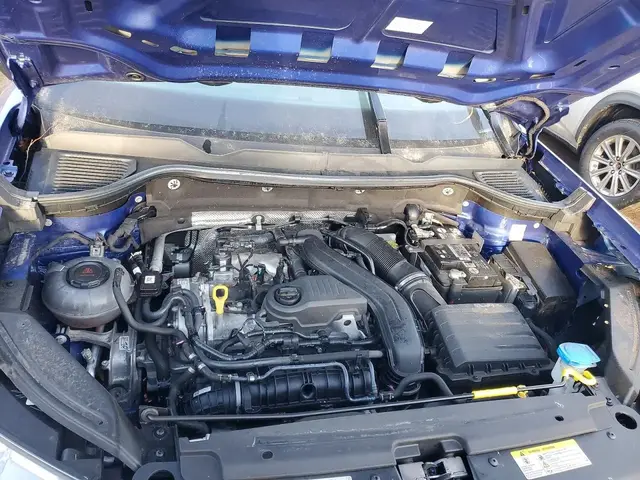 VOLKSWAGEN TAOS SE 2023