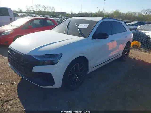 AUDI SQ8 PREMIUM PLUS 2023