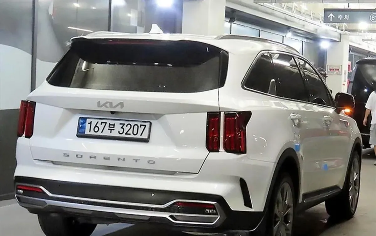 KIA SORENTO NOBLES 2022