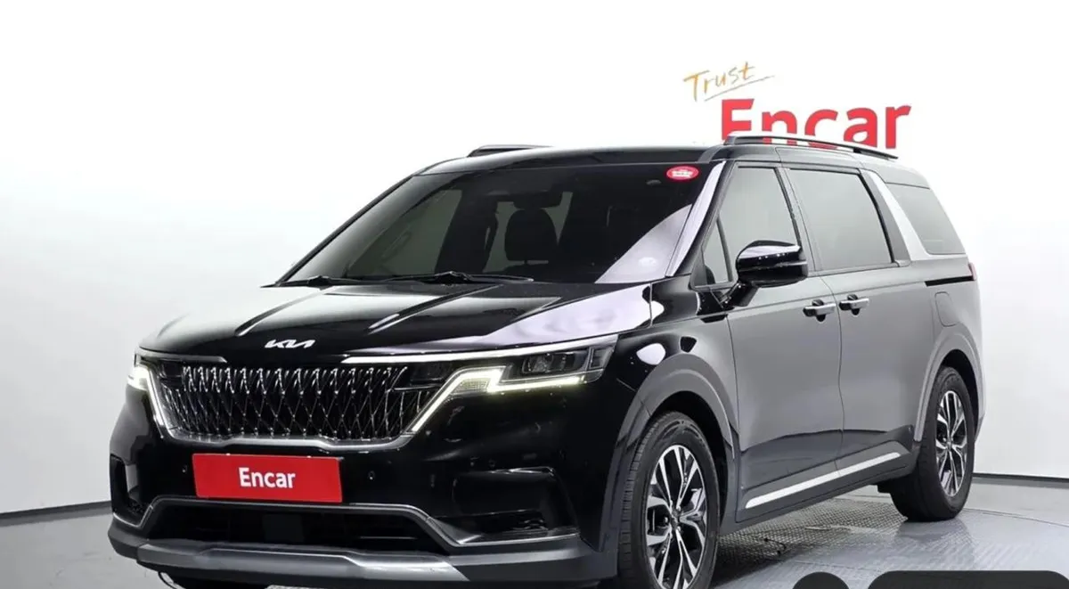 KIA CARNIVAL NOBLES 2022
