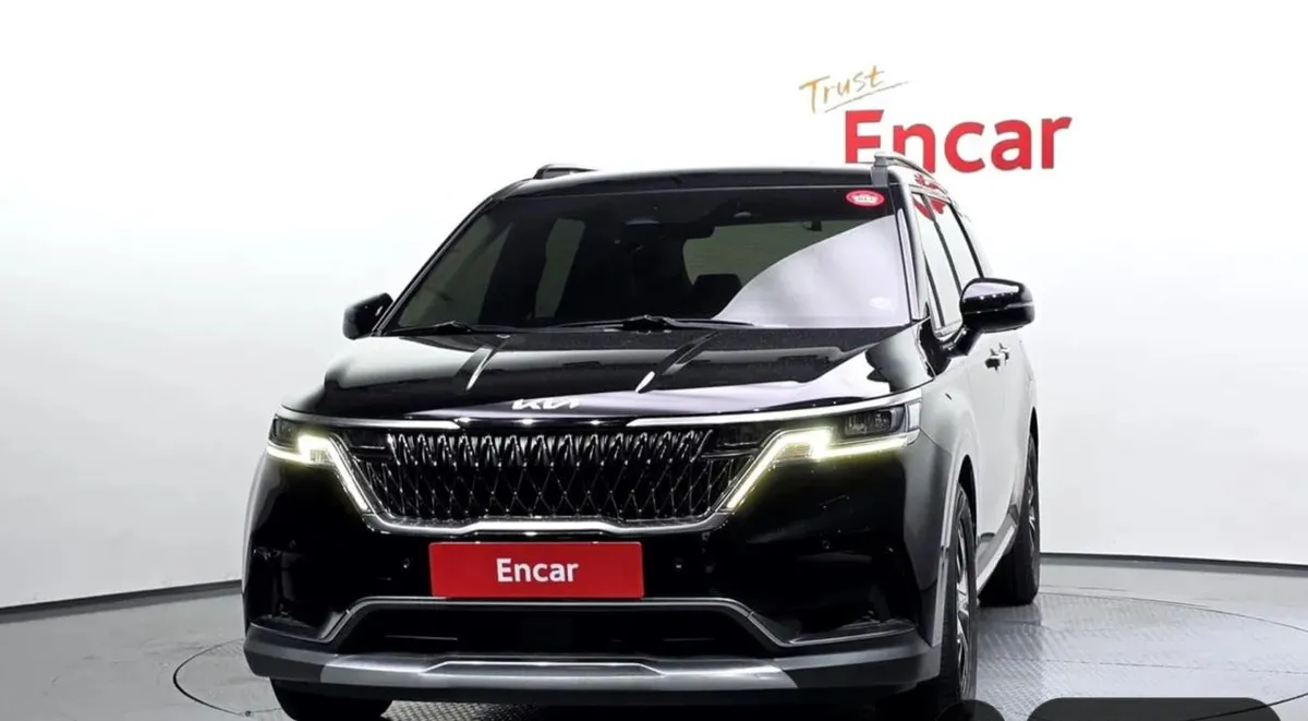 KIA CARNIVAL NOBLES 2022