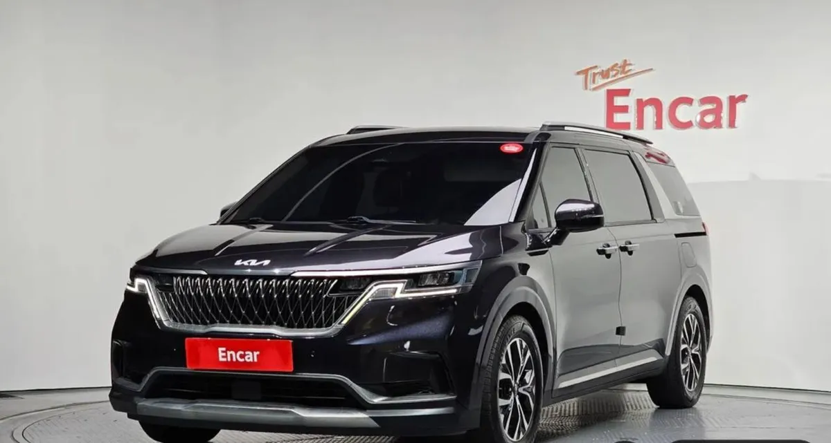 KIA CARNIVAL NOBLES 2023