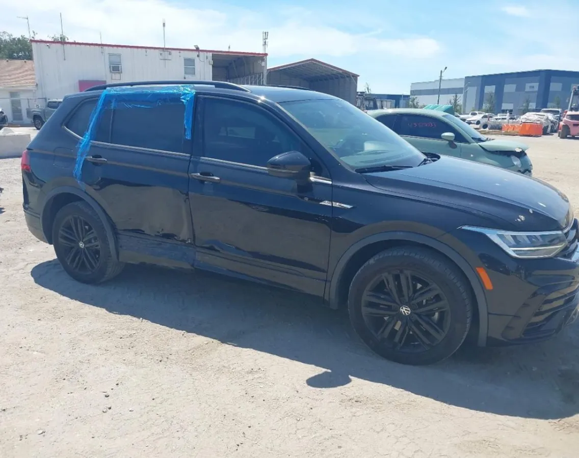 VOLKSWAGEN TIGUAN SE 2022