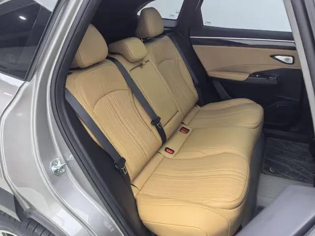 GEELY GALAXY L7 2023