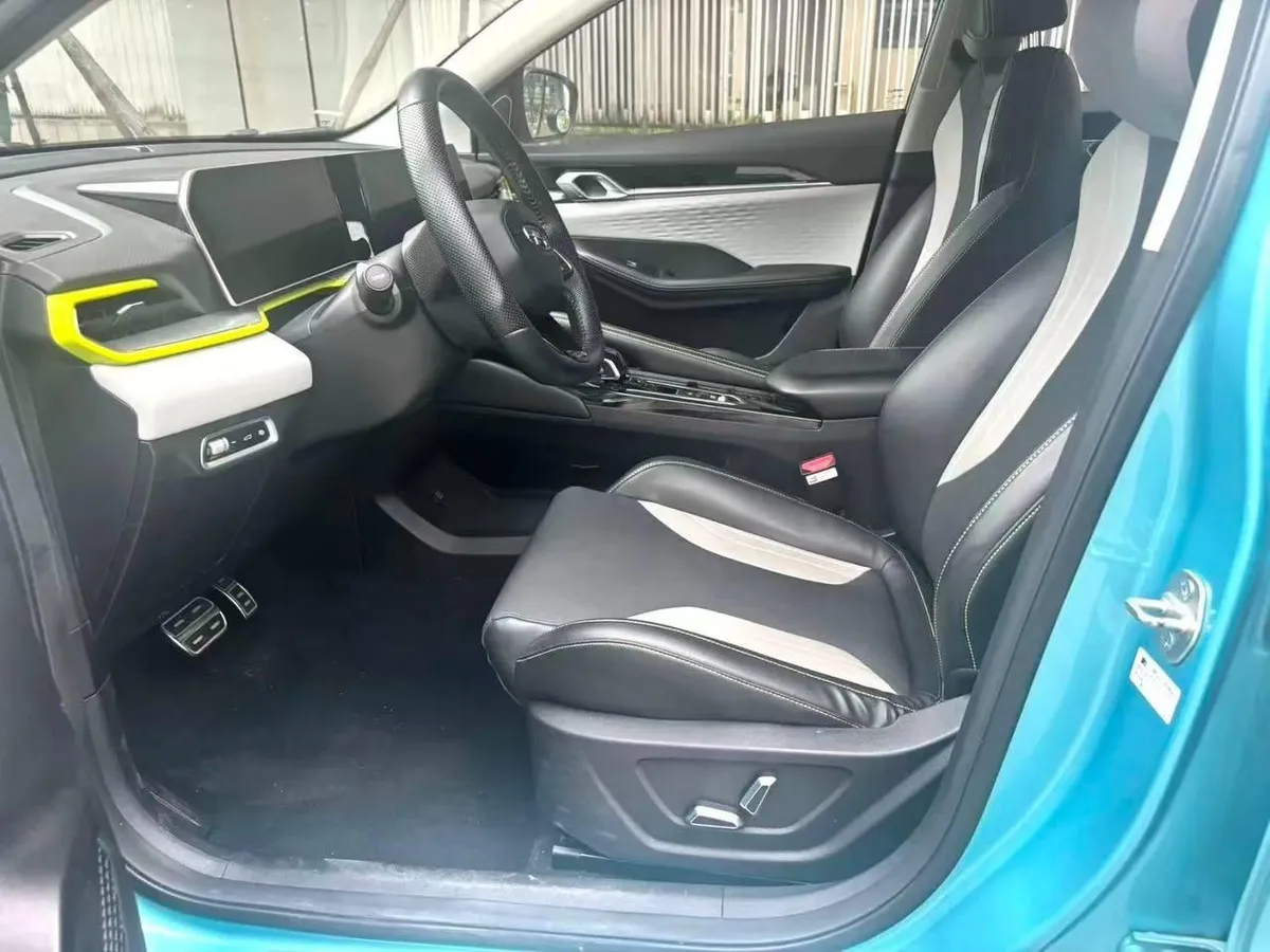 GEELY COOLRAY 2022