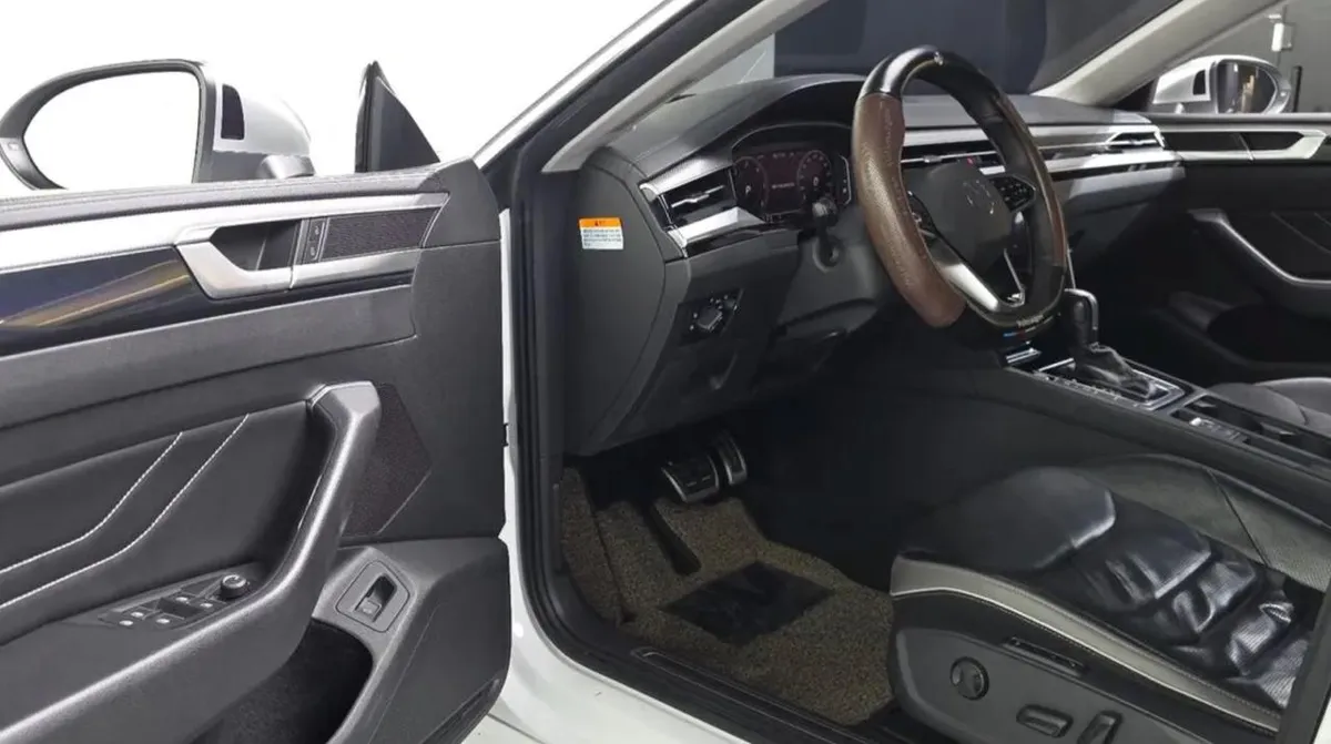 VOLKSWAGEN ATHEON PRESTIGE 2022