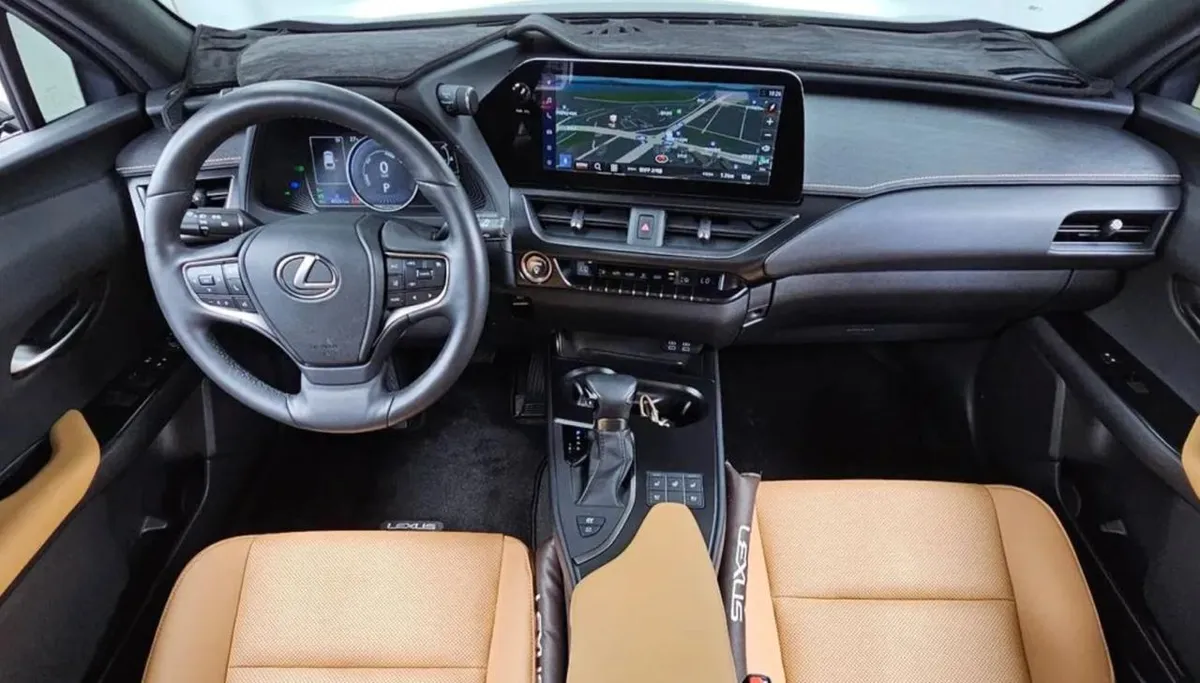 LEXUS UX250H 2022