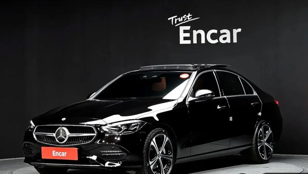 MERCEDES-BENZ W206 2023