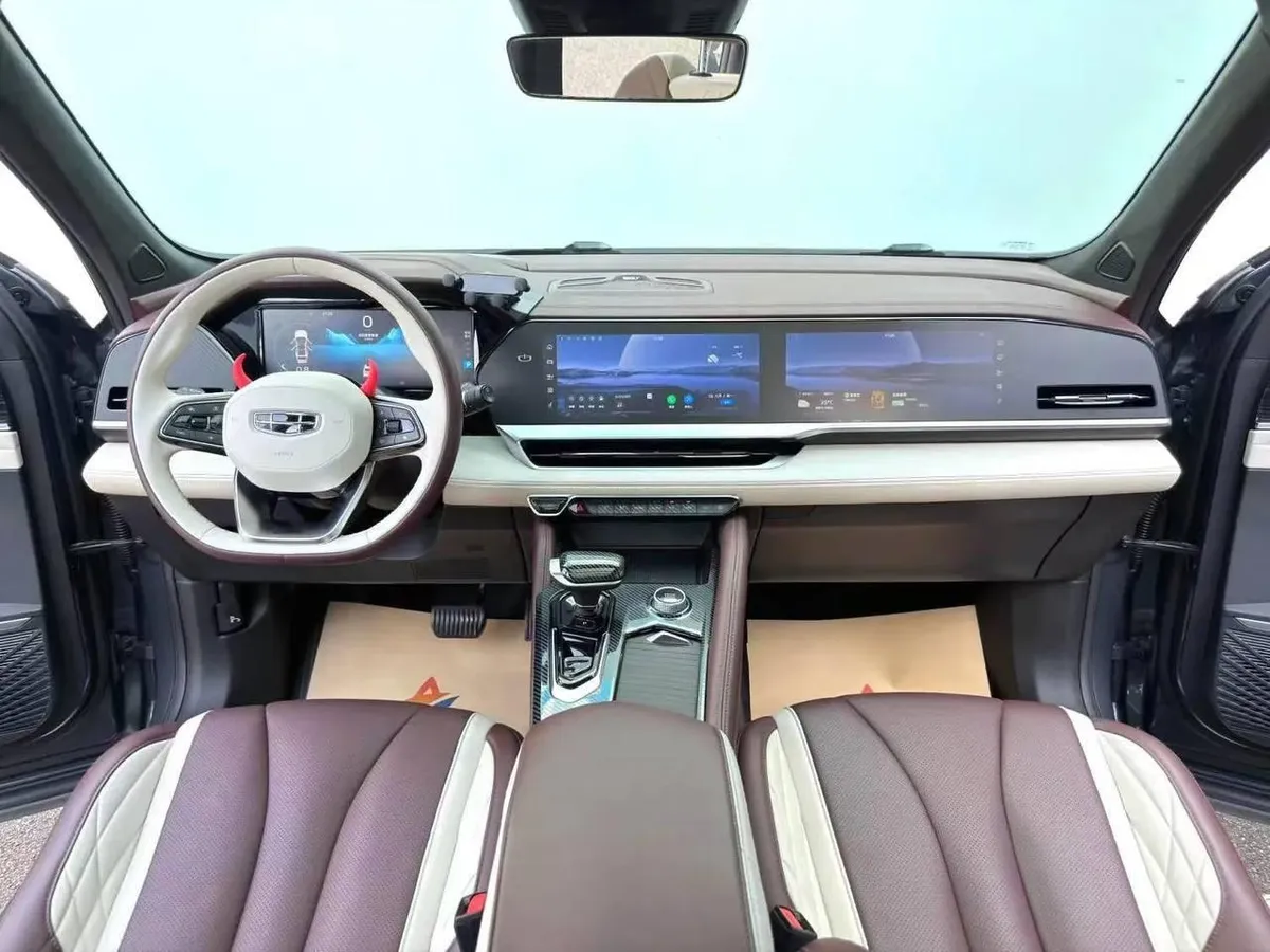 GEELY MONJARO PREMIUM 2022
