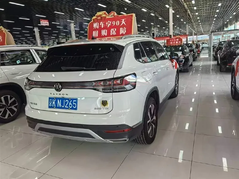 VOLKSWAGEN TAYRON 300TSI 2023