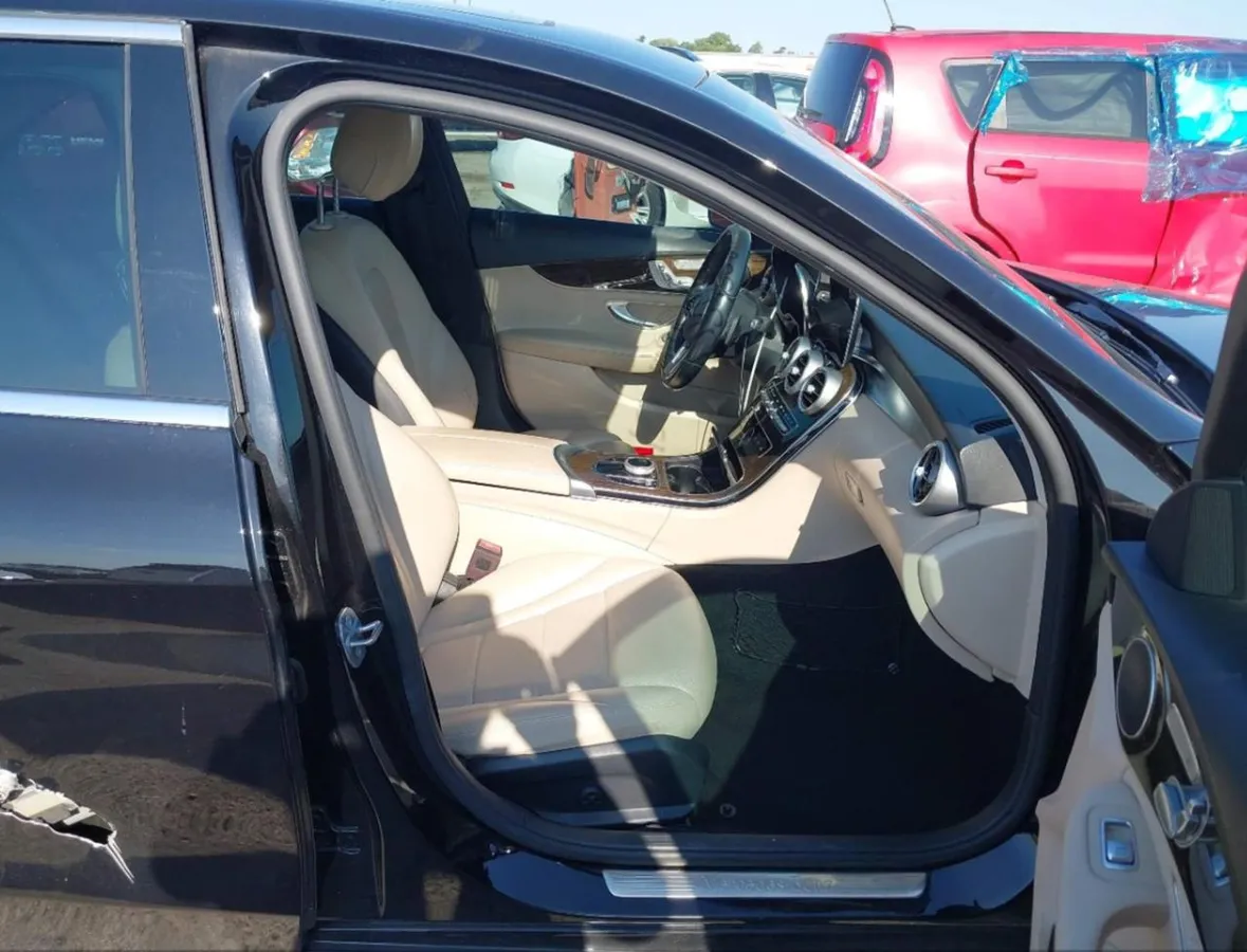 MERCEDES-BENZ C-CLASS C 300 2021