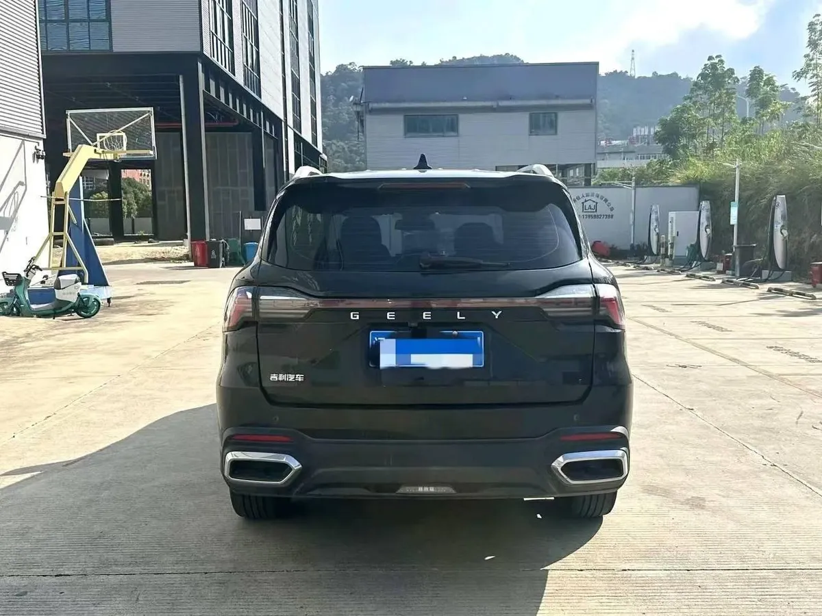 GEELY OKAVANGO LUXURY 2022