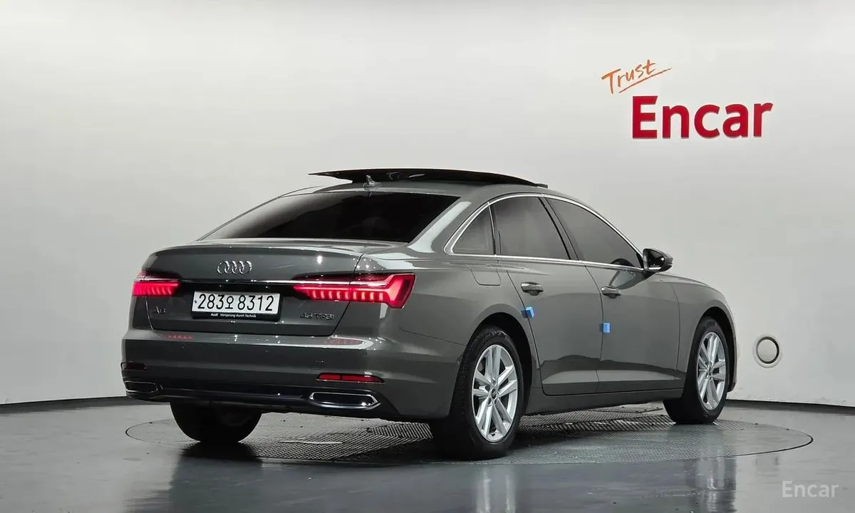 AUDI A6 2022