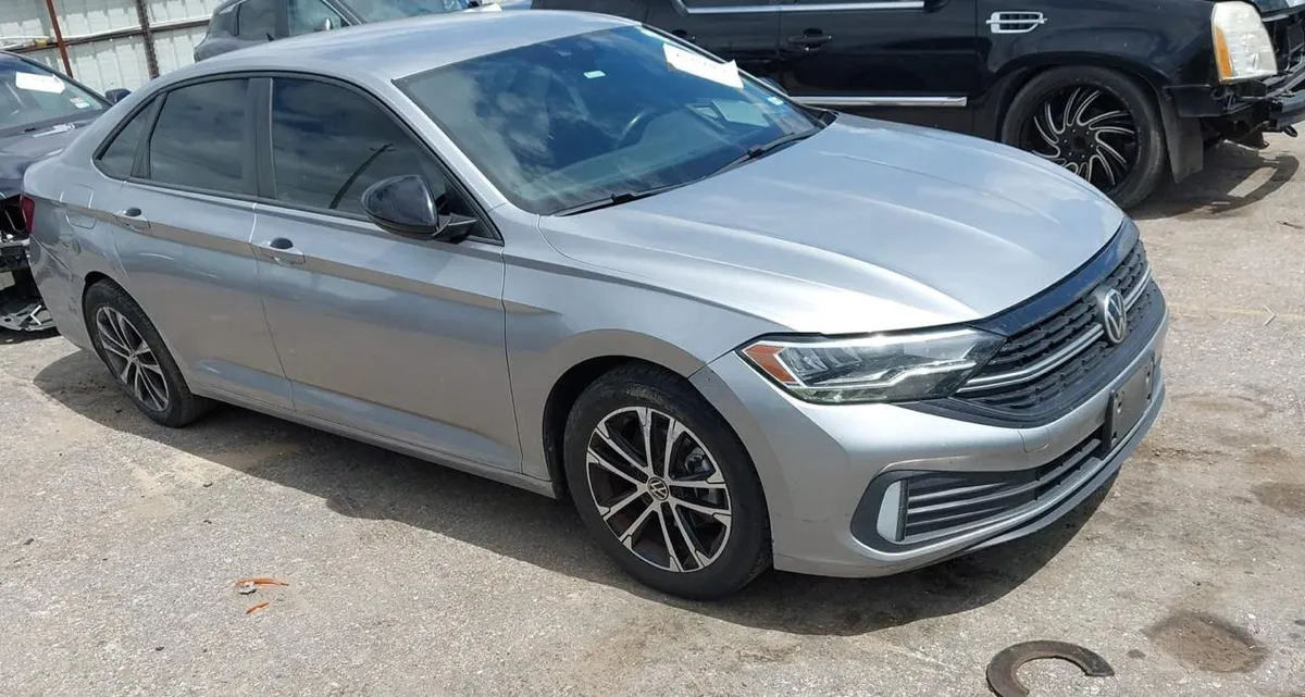 VOLKSWAGEN JETTA 2022