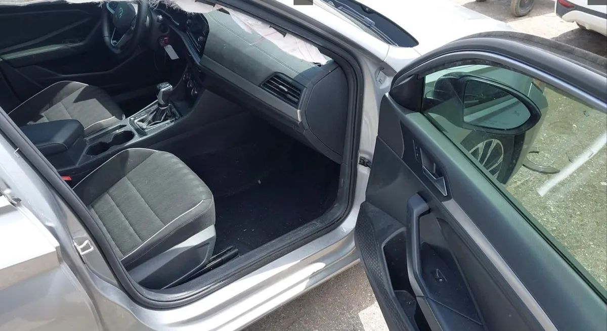 VOLKSWAGEN JETTA 2022