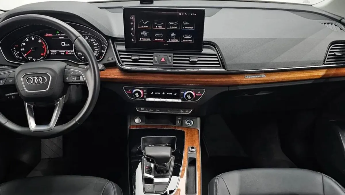 AUDI Q5 2024