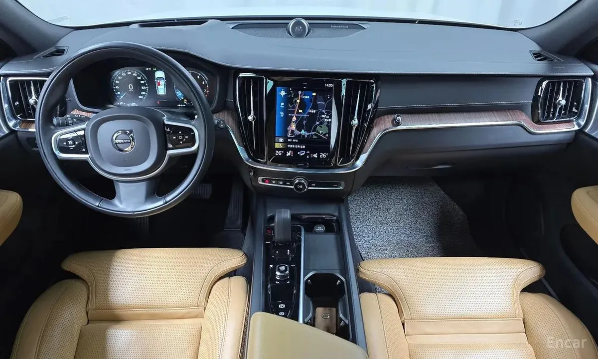 VOLVO V60 2RD GENERATION B5 2021