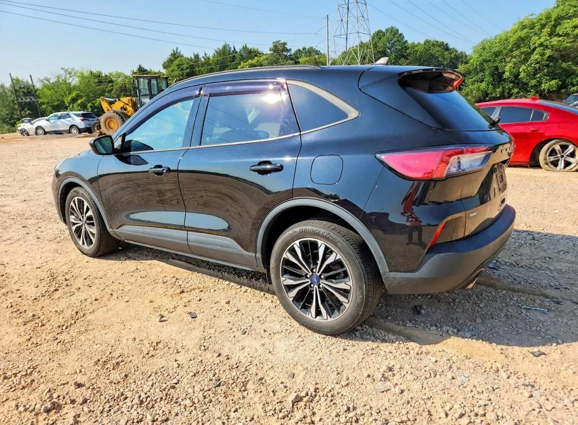 FORD ESCAPE SE 2022