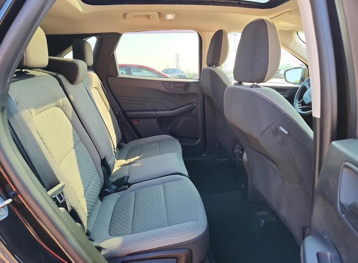 FORD ESCAPE SE 2022