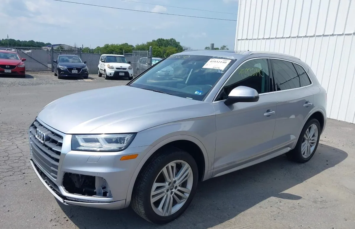 AUDI Q5 2.0T PREMIUM/2.0T TECH PREMIUM 2018