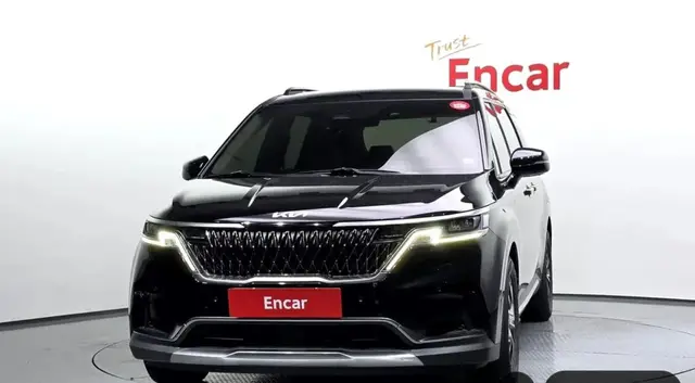 KIA CARNIVAL NOBLES 2022