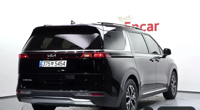 KIA CARNIVAL NOBLES 2022