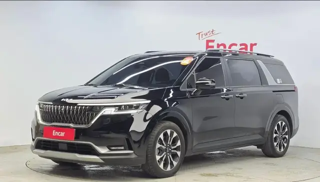 KIA CARNIVAL NOBLES 2023