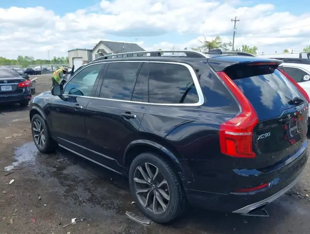 VOLVO XC90 T6 MOMENTUM 2016