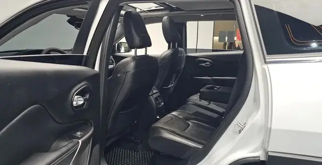 JEEP CHEROKEE LIMITED 2021