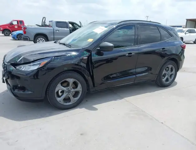 FORD ESCAPE ST-LINE 2023