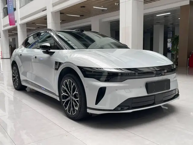 ZEEKR 007 GT 2025
