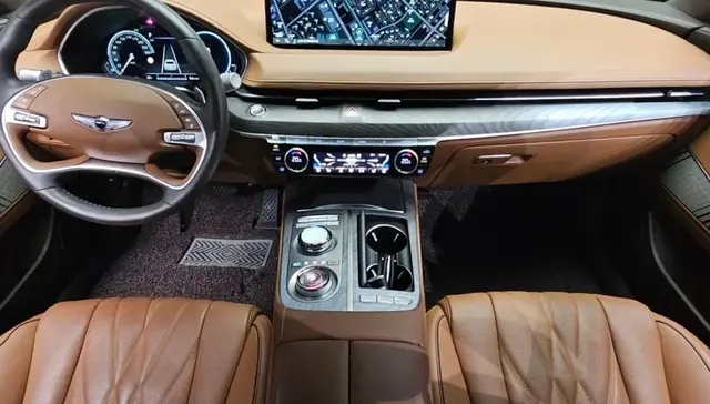 GENESIS ELECTRIC G80 2023