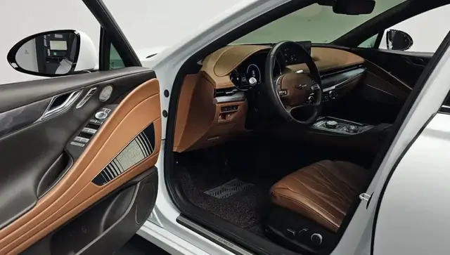 GENESIS ELECTRIC G80 2023