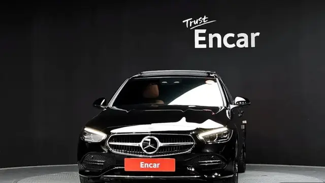 MERCEDES-BENZ W206 2023