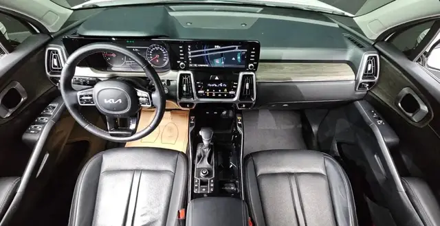 KIA SORENTO TRENDY 2022