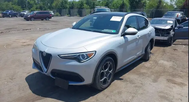 ALFA ROMEO STELVIO 2022