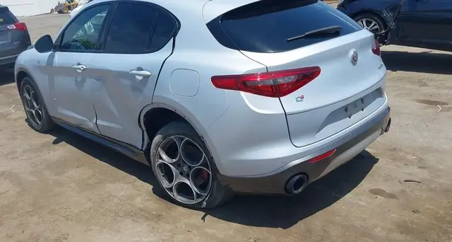 ALFA ROMEO STELVIO 2022